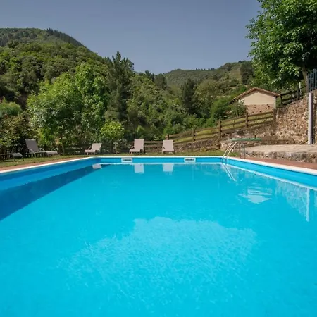Viviendas El Barrio Apartment Cabezon de Liebana